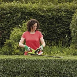 Garden Gear 20V Cordless Lithium-ion Hedge Trimmer -Florist Zone D9532202000x200020IS204
